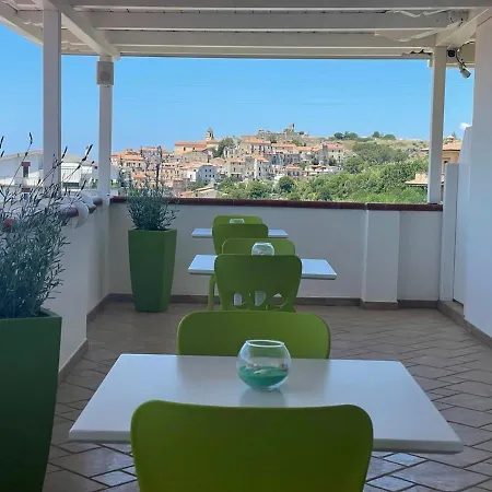 Il Belvedere B&B 스칼레아