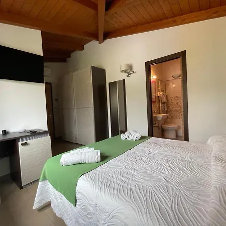 B&B Il Belvedere 스칼레아