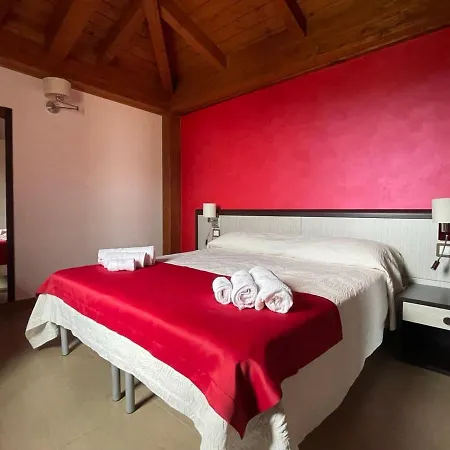 לינה וארוחת בוקר Il Belvedere סקליאה