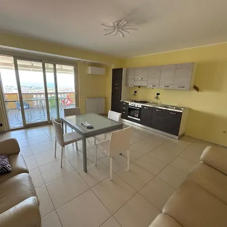 Il Belvedere B&B 스칼레아